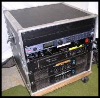 Amplifier rack with crest amplifiers